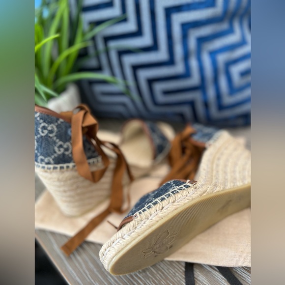 AUTHENTIC  GUCCI JUTE  DESIGNER WEDGE  ESPADRILLE - Picture 8 of 8